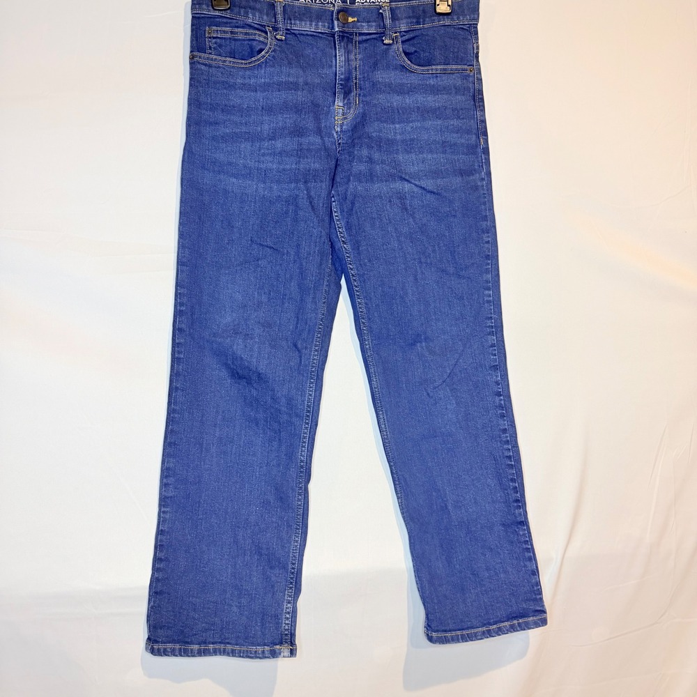 Arizona Jeans Women's size 16 Advance Flex 360 Straight Leg Medium Wash Blue